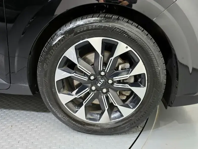 2021 Kia Carnival с пробегом 122 506 км