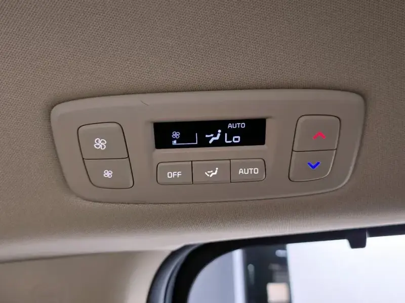 2021 Kia Carnival с пробегом 122 506 км