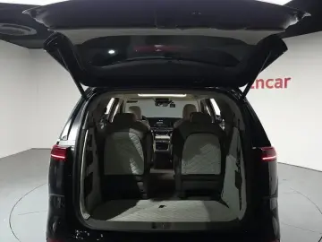 2022 Kia Carnival с пробегом 75 415 км