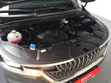 2023 Kia Carnival с пробегом 32 165 км