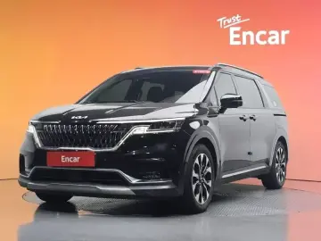 2022 Kia Carnival с пробегом 82 220 км
