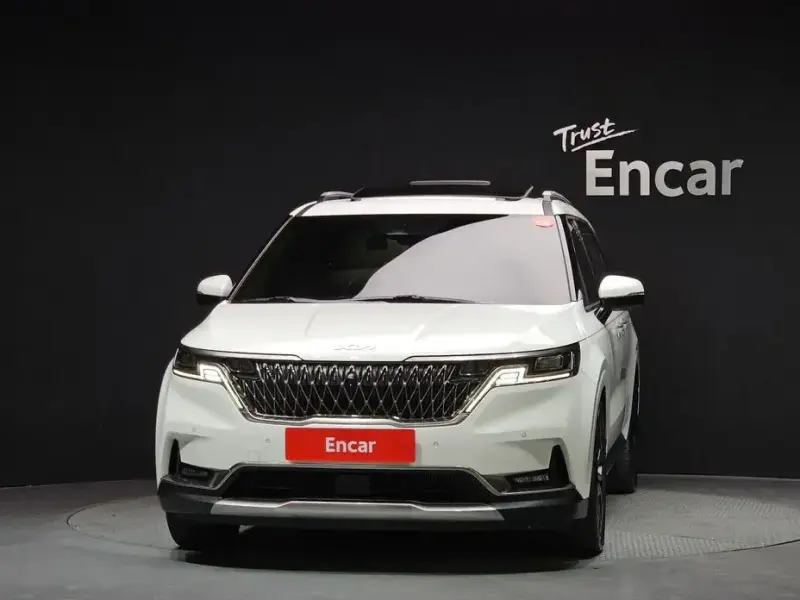 2022 Kia Carnival с пробегом 65 780 км