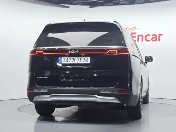 2022 Kia Carnival с пробегом 82 220 км