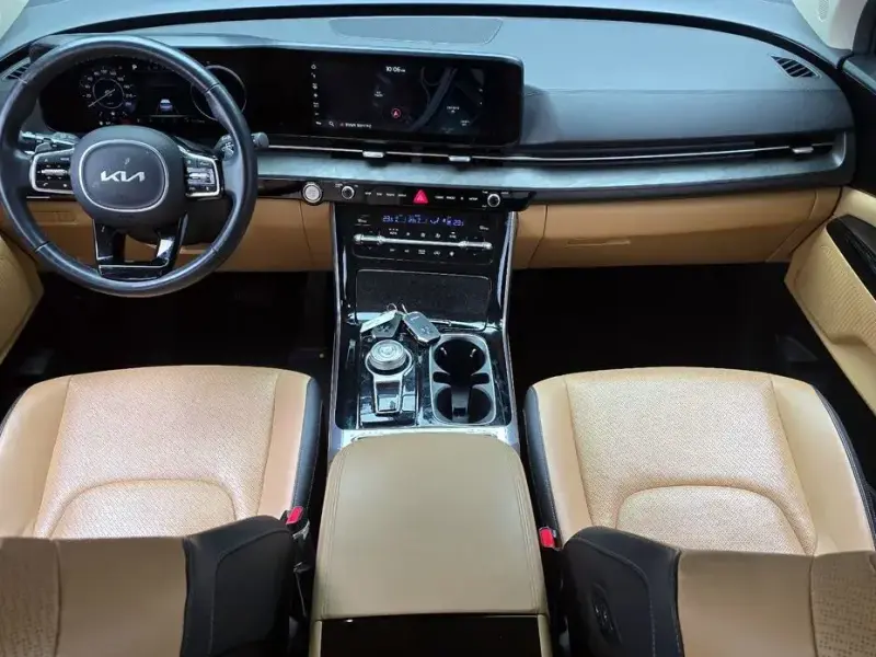 2022 Kia Carnival с пробегом 82 220 км