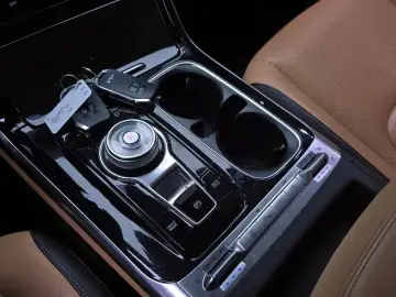 2022 Kia Carnival с пробегом 82 220 км