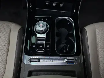 2022 Kia Carnival с пробегом 65 780 км