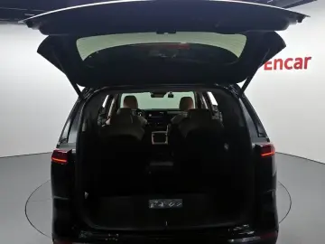 2022 Kia Carnival с пробегом 82 220 км