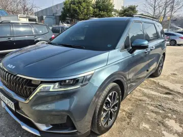 2022 Kia Carnival с пробегом 38 336 км