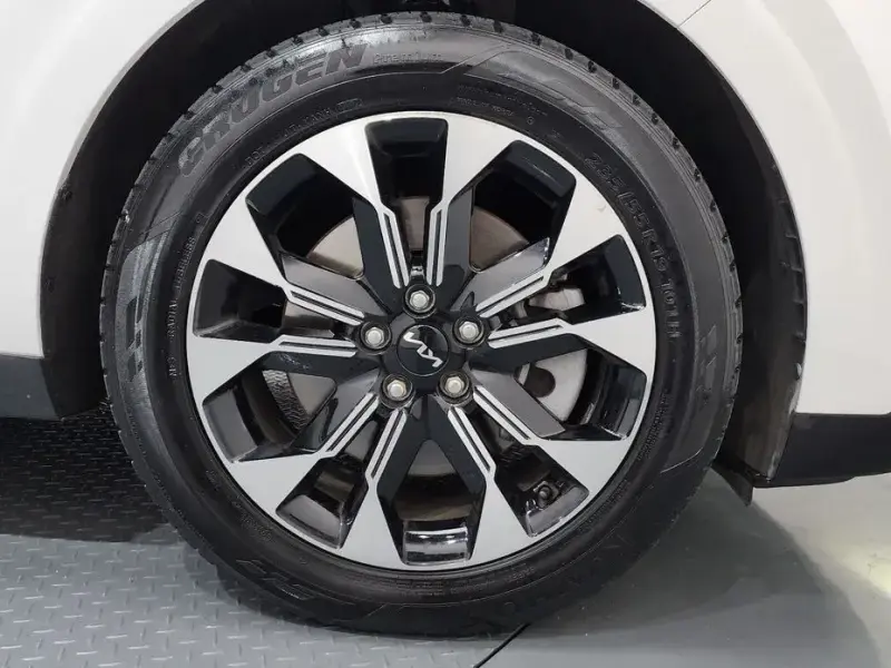 2021 Kia Carnival с пробегом 22 188 км