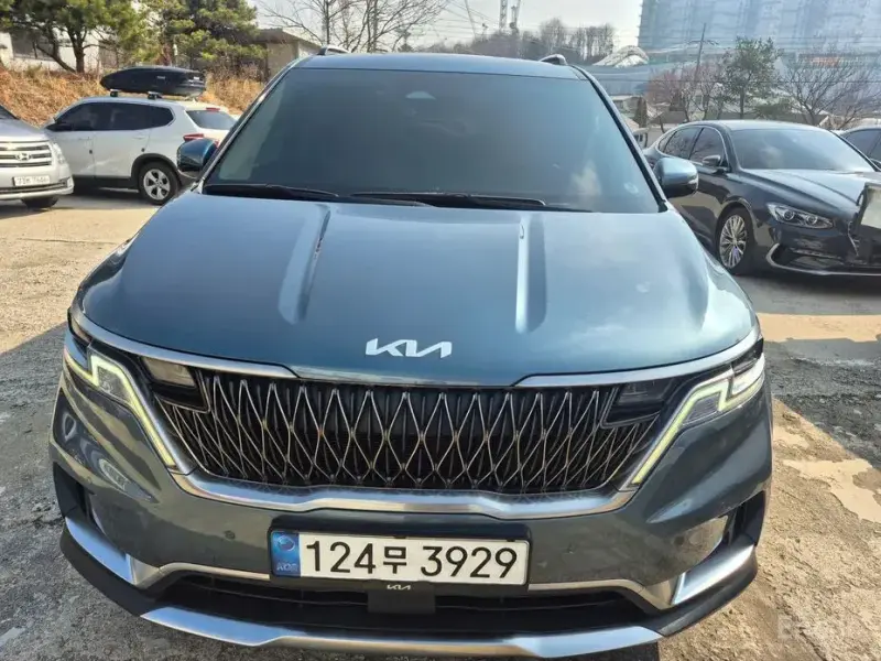 2022 Kia Carnival с пробегом 38 336 км