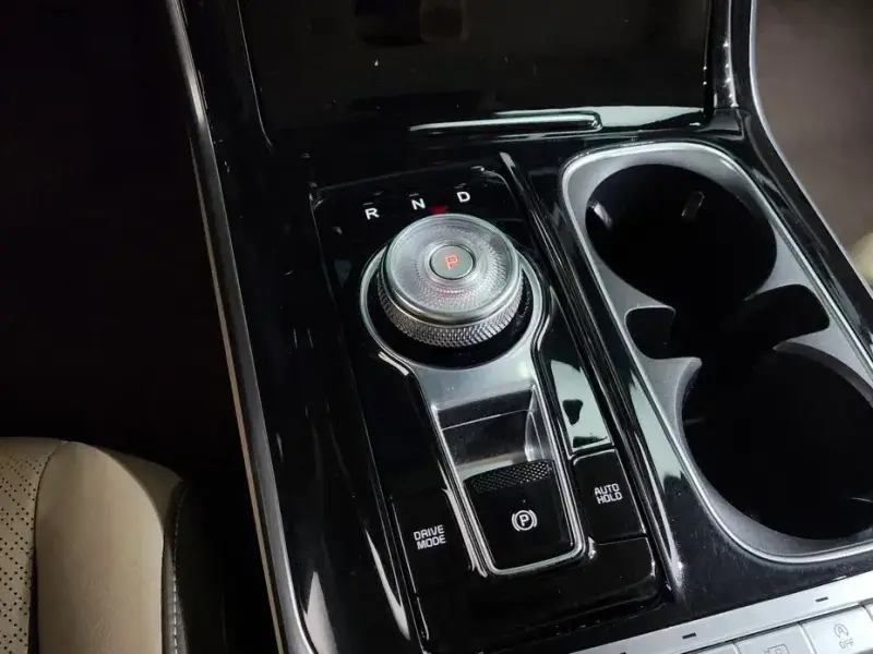 2021 Kia Carnival с пробегом 22 188 км