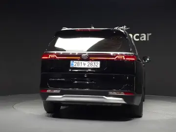 2021 Kia Carnival с пробегом 119 281 км
