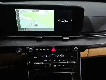 2023 Kia Carnival с пробегом 40 703 км