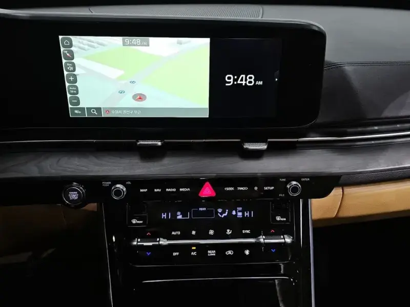 2023 Kia Carnival с пробегом 40 703 км