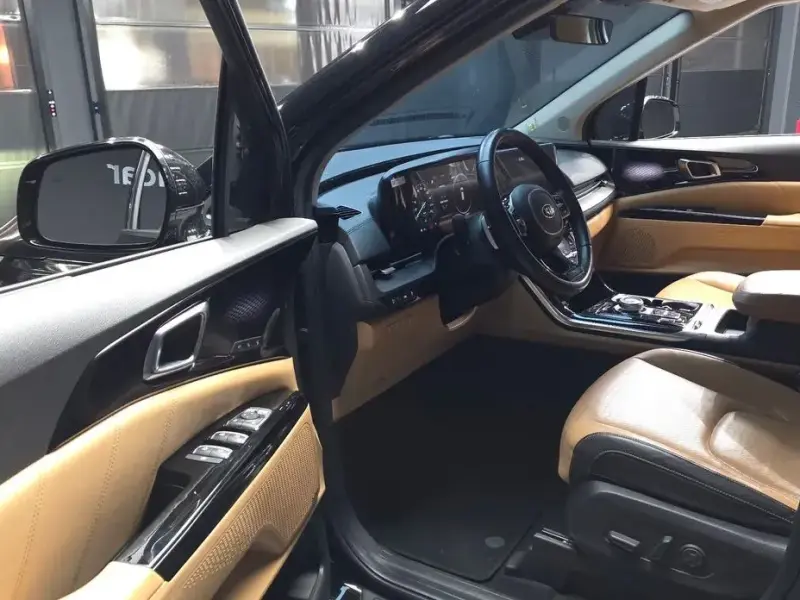 2021 Kia Carnival с пробегом 119 281 км