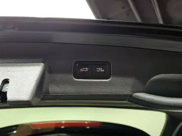 2023 Kia Carnival с пробегом 40 703 км