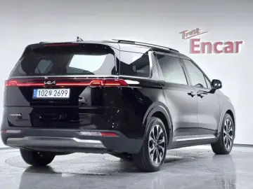 2023 Kia Carnival с пробегом 46 955 км