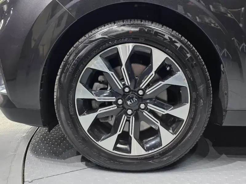 2021 Kia Carnival с пробегом 93 946 км