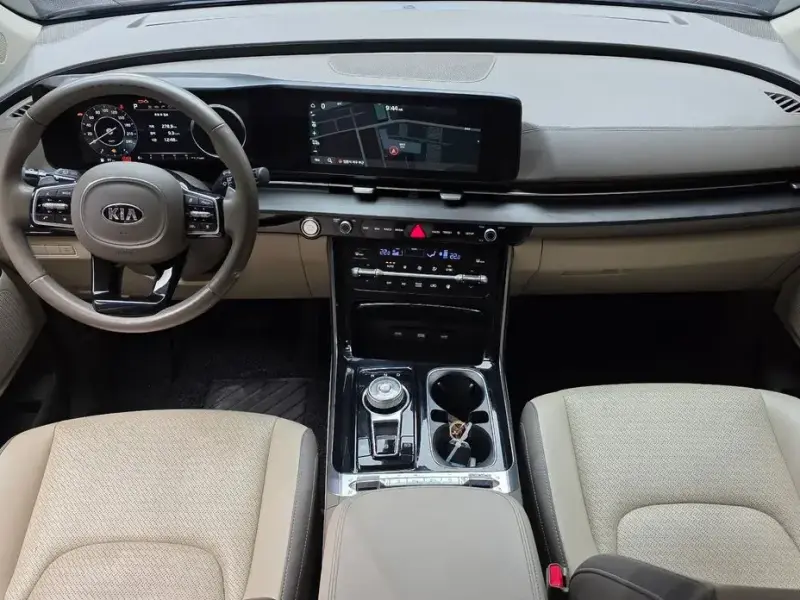 2021 Kia Carnival с пробегом 93 946 км
