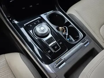 2021 Kia Carnival с пробегом 93 946 км