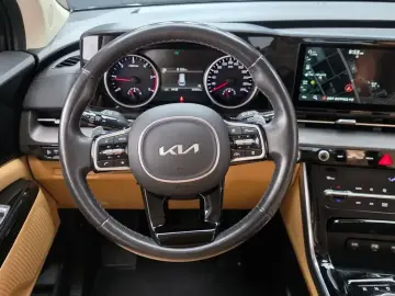 2023 Kia Carnival с пробегом 46 955 км