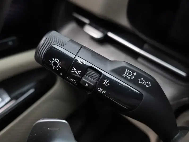 2021 Kia Carnival с пробегом 93 946 км