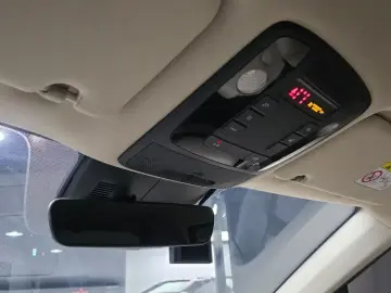 2021 Kia Carnival с пробегом 93 946 км