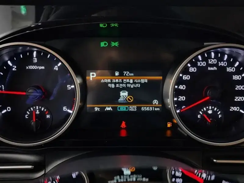 2022 Kia Carnival с пробегом 65 631 км