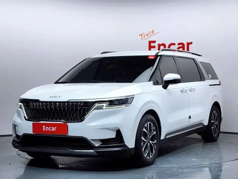 2022 Kia Carnival с пробегом 65 623 км