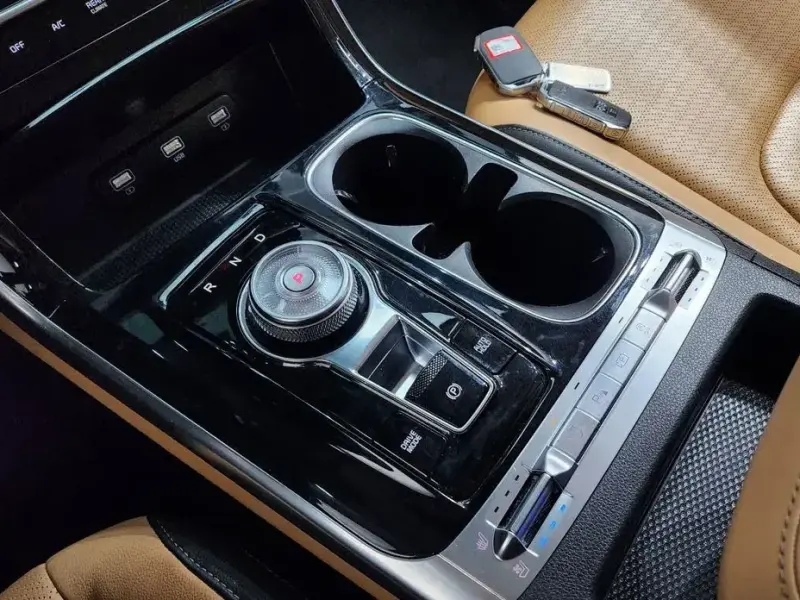 2022 Kia Carnival с пробегом 65 631 км