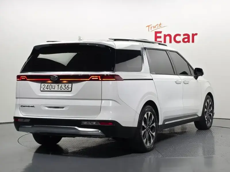 2021 Kia Carnival с пробегом 192 436 км