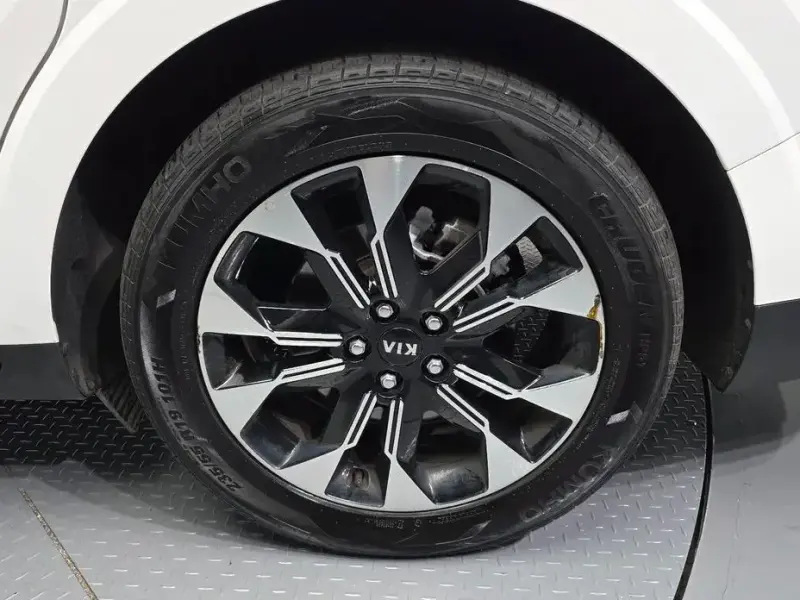 2021 Kia Carnival с пробегом 192 436 км