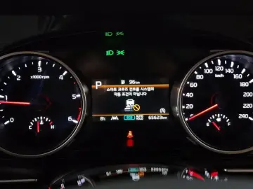 2022 Kia Carnival с пробегом 65 623 км