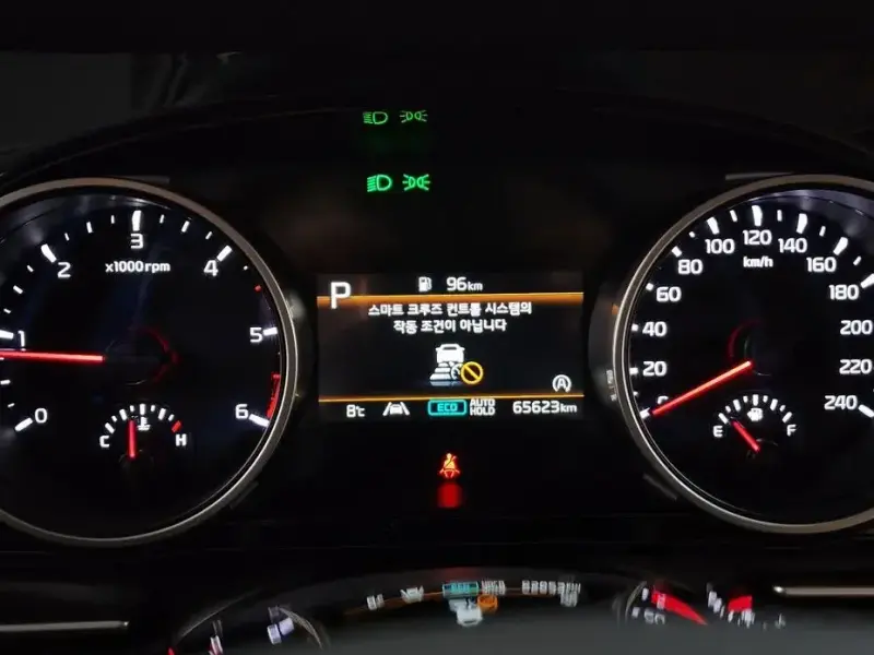 2022 Kia Carnival с пробегом 65 623 км