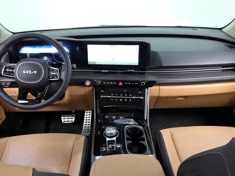 2023 Kia Carnival с пробегом 60 855 км