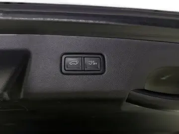 2023 Kia Carnival с пробегом 60 855 км