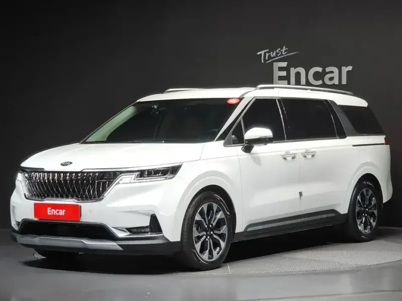 2021 Kia Carnival с пробегом 67 545 км
