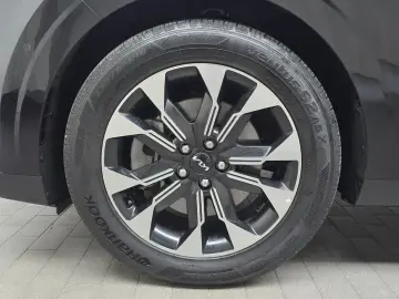 2023 Kia Carnival с пробегом 45 938 км