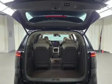 2023 Kia Carnival с пробегом 45 938 км