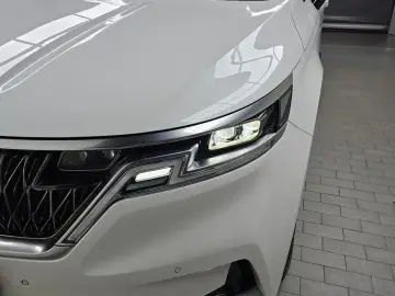 2021 Kia Carnival с пробегом 67 545 км