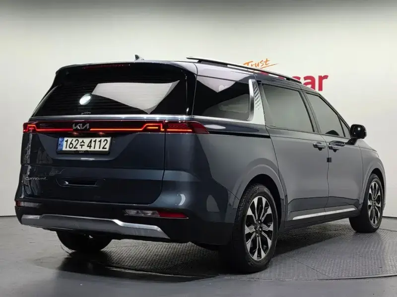 2021 Kia Carnival с пробегом 107 991 км