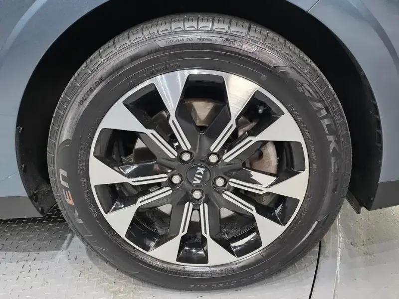 2021 Kia Carnival с пробегом 107 991 км