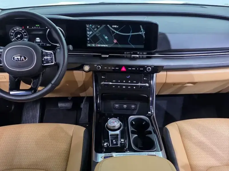 2021 Kia Carnival с пробегом 107 991 км