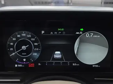 2022 Kia Carnival с пробегом 9 733 км