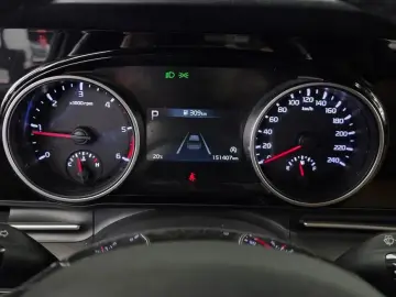 2021 Kia Carnival с пробегом 151 407 км