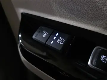 2022 Kia Carnival с пробегом 9 733 км