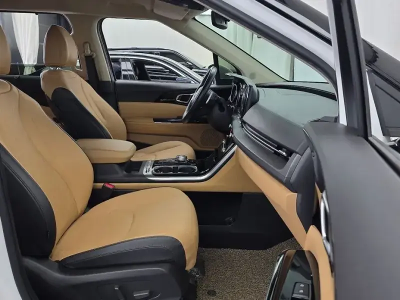 2021 Kia Carnival с пробегом 151 407 км