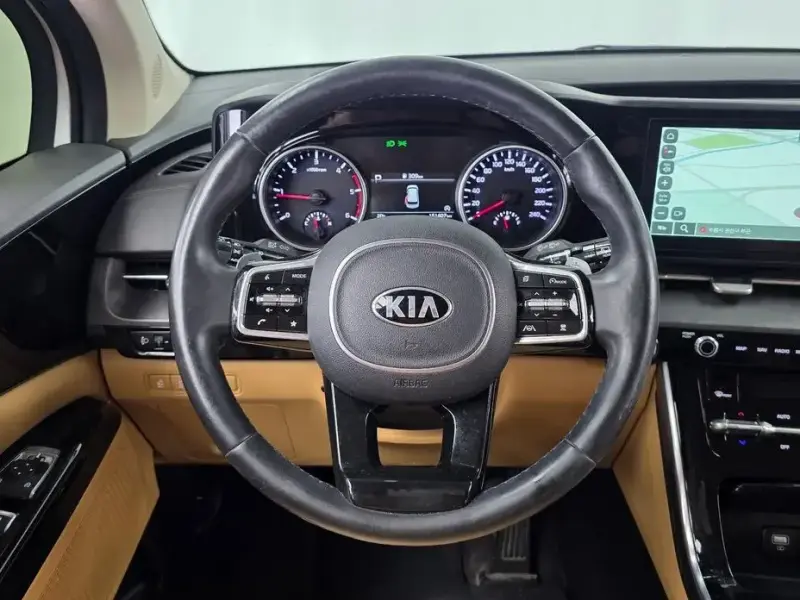 2021 Kia Carnival с пробегом 151 407 км