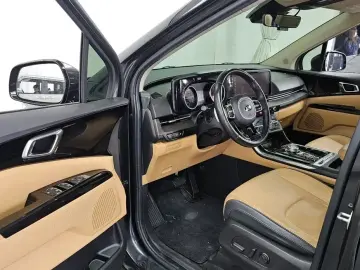 2021 Kia Carnival с пробегом 152 354 км