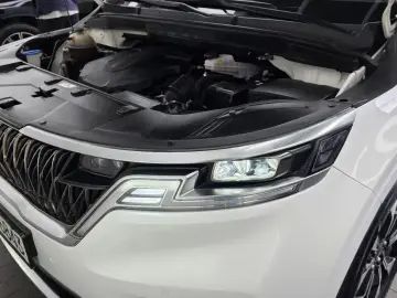 2021 Kia Carnival с пробегом 151 407 км